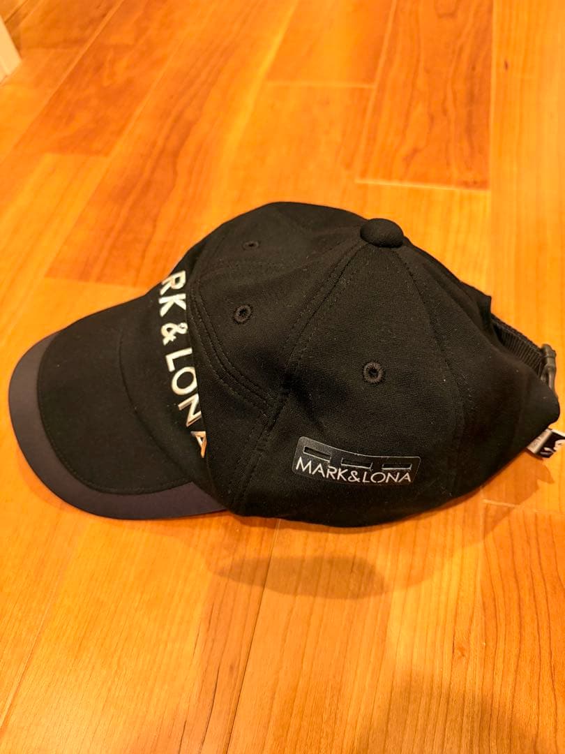 【週末値下げ】(美品)マークアンドロナ　キャップ　フリーサイズ