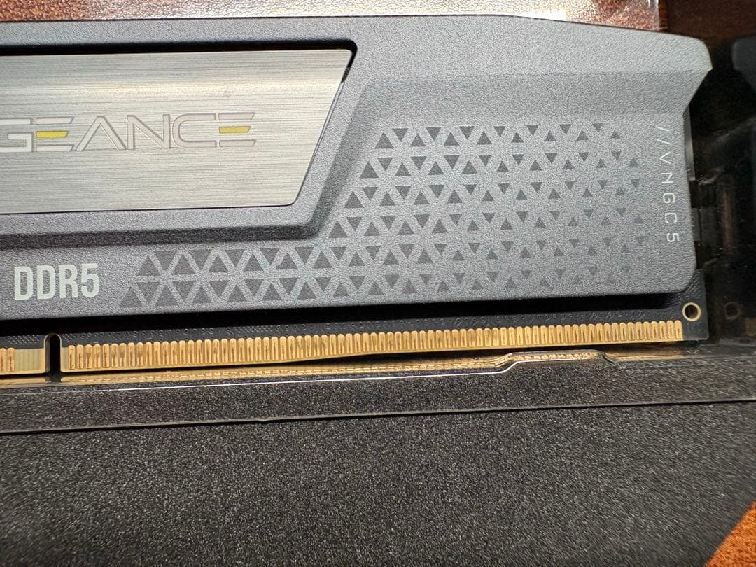 メモリー CORSAIR DDR5-5600MHz 32GB