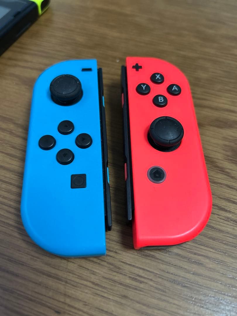 ⭐︎★美品 付属品多数!!プロコン付き★⭐︎Nintendo Switch 本体