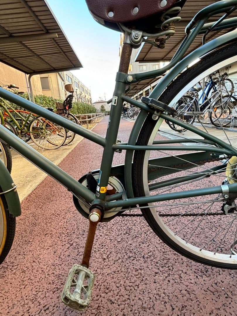 【引取限定】シティサイクル 自転車 グリーン カゴ付き 6段ギア
