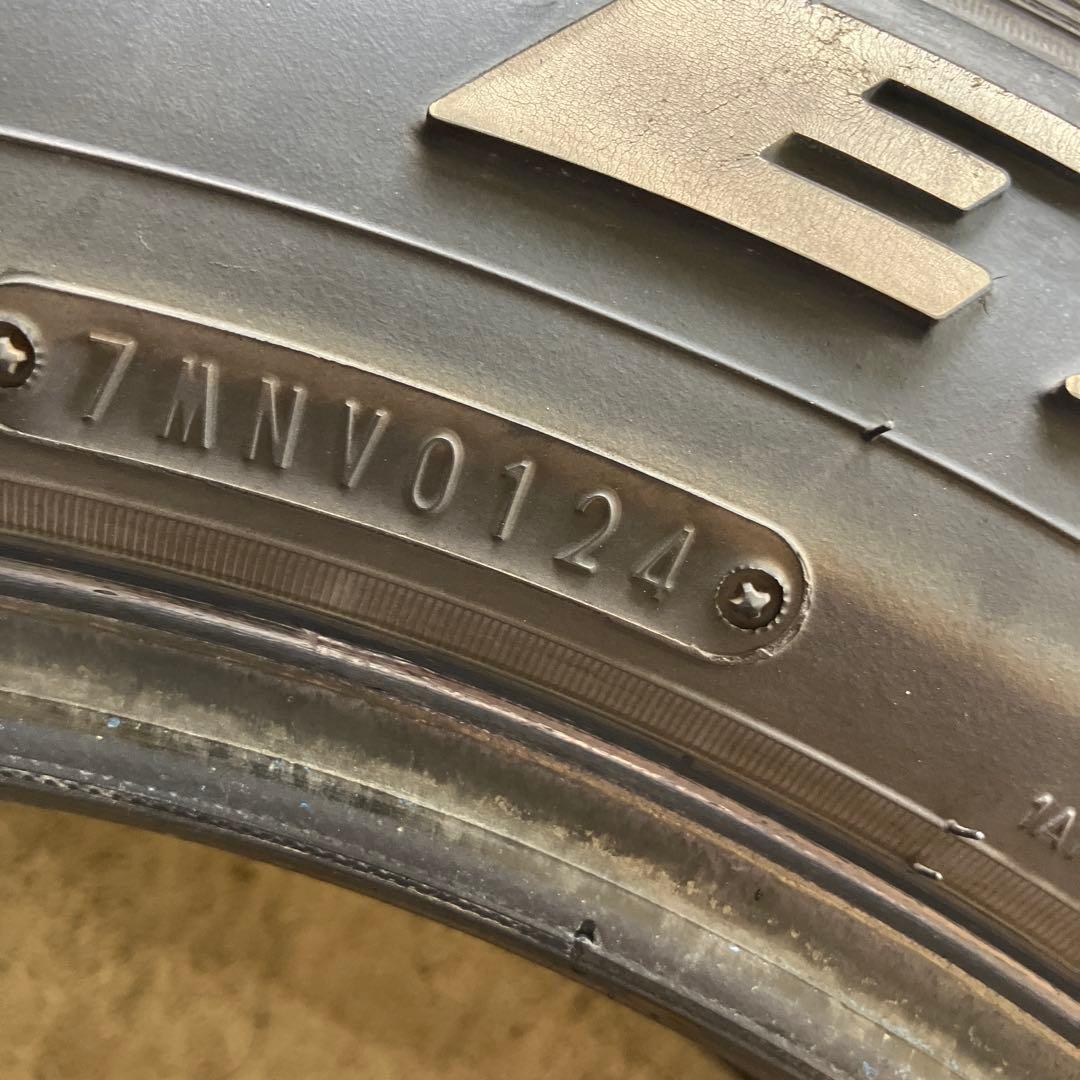 グッドイヤー　ナスカーイーグル1 215/60R17 4本セット　ハイエースなど