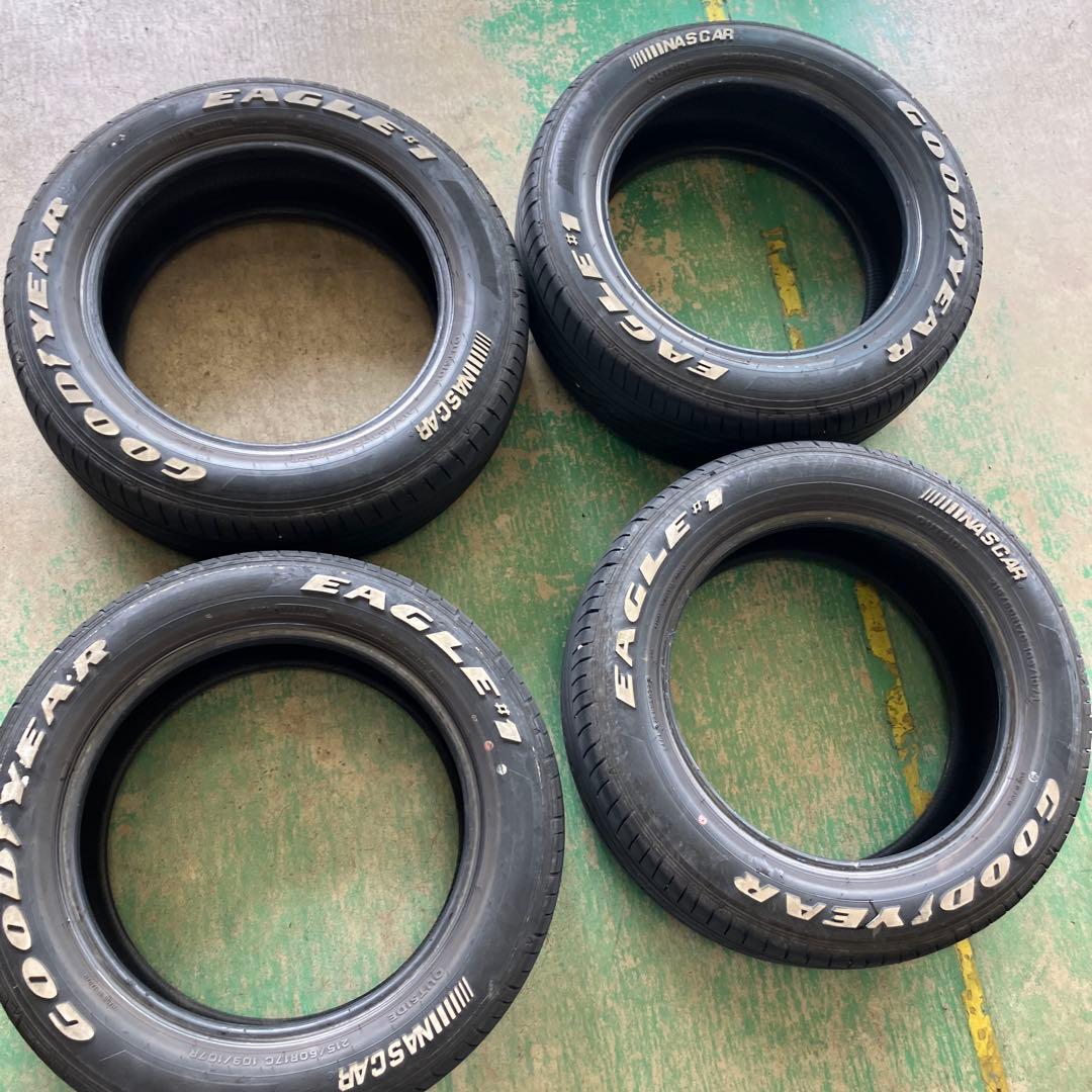 グッドイヤー　ナスカーイーグル1 215/60R17 4本セット　ハイエースなど