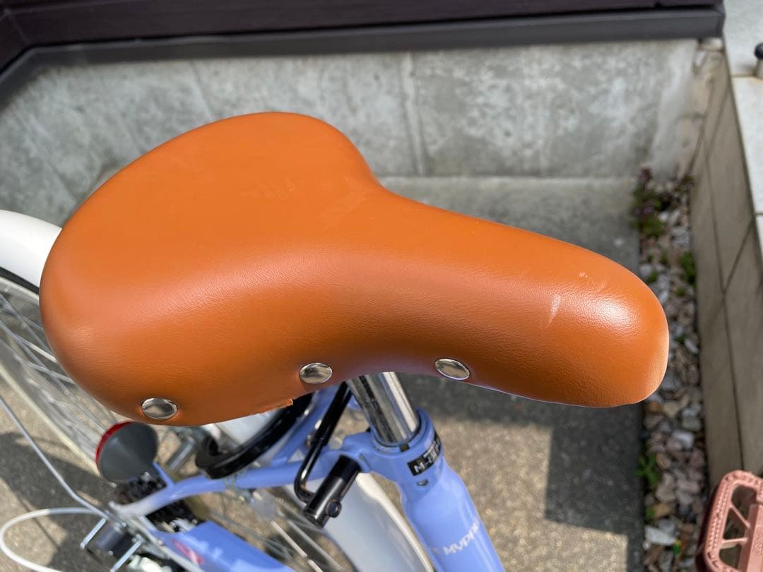 新潟　GRAPHIS 子供用自転車 24インチ ライト　鍵　折りたたみ　女の子