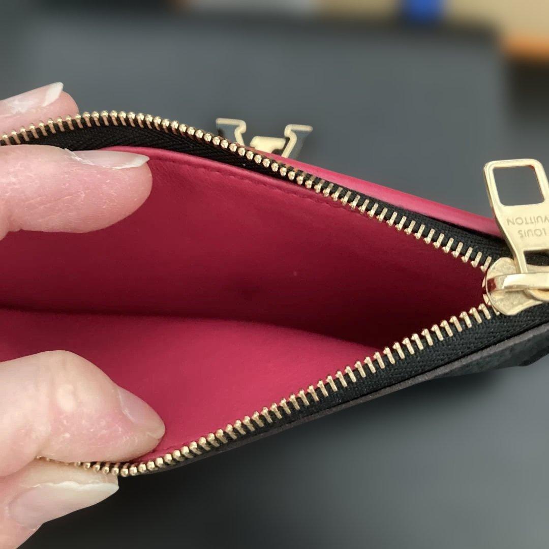 美品⭐︎Louis Vuitton カプシーヌ三つ折り財布 ブラック