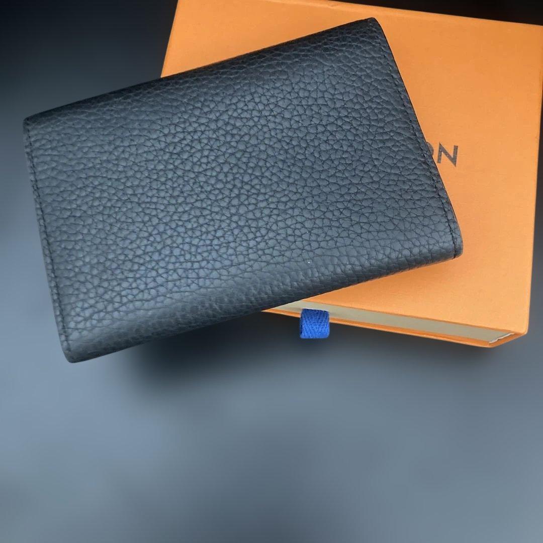美品⭐︎Louis Vuitton カプシーヌ三つ折り財布 ブラック
