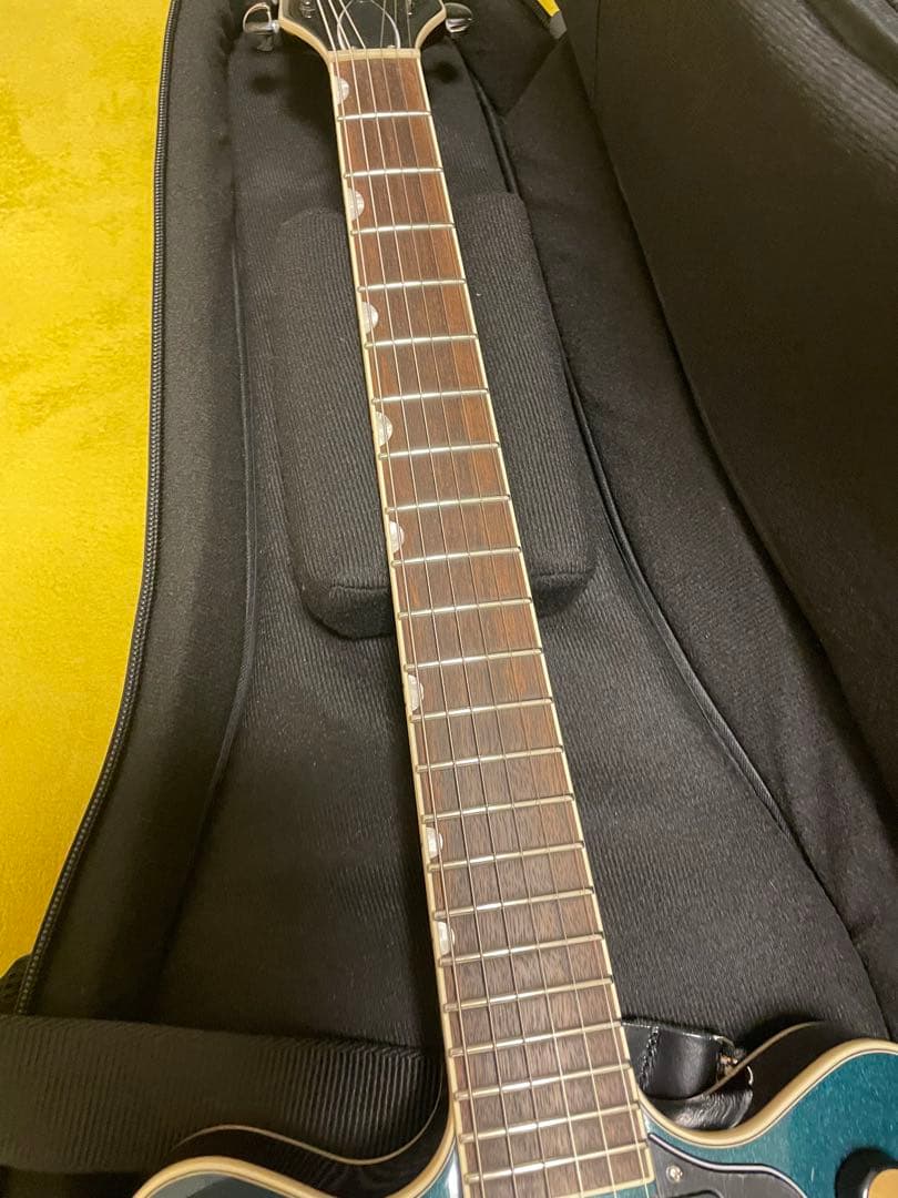 GRETSCH G2655 ケース ストラップ付き！