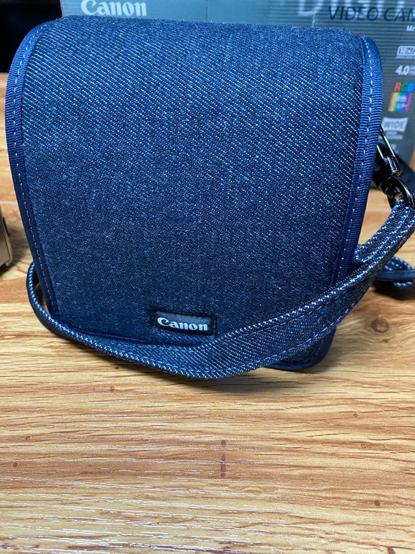 【美品】【動作確認済】CANON デジタルビデオカメラ IXY DV M5