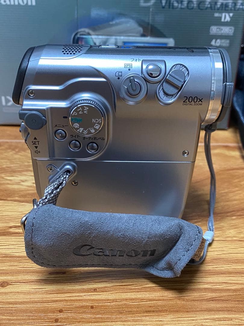 【美品】【動作確認済】CANON デジタルビデオカメラ IXY DV M5