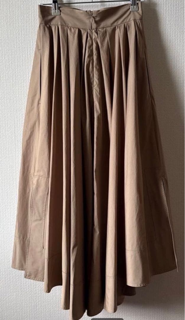 タックボリュームスカート TUCK VOLUME SKIRT