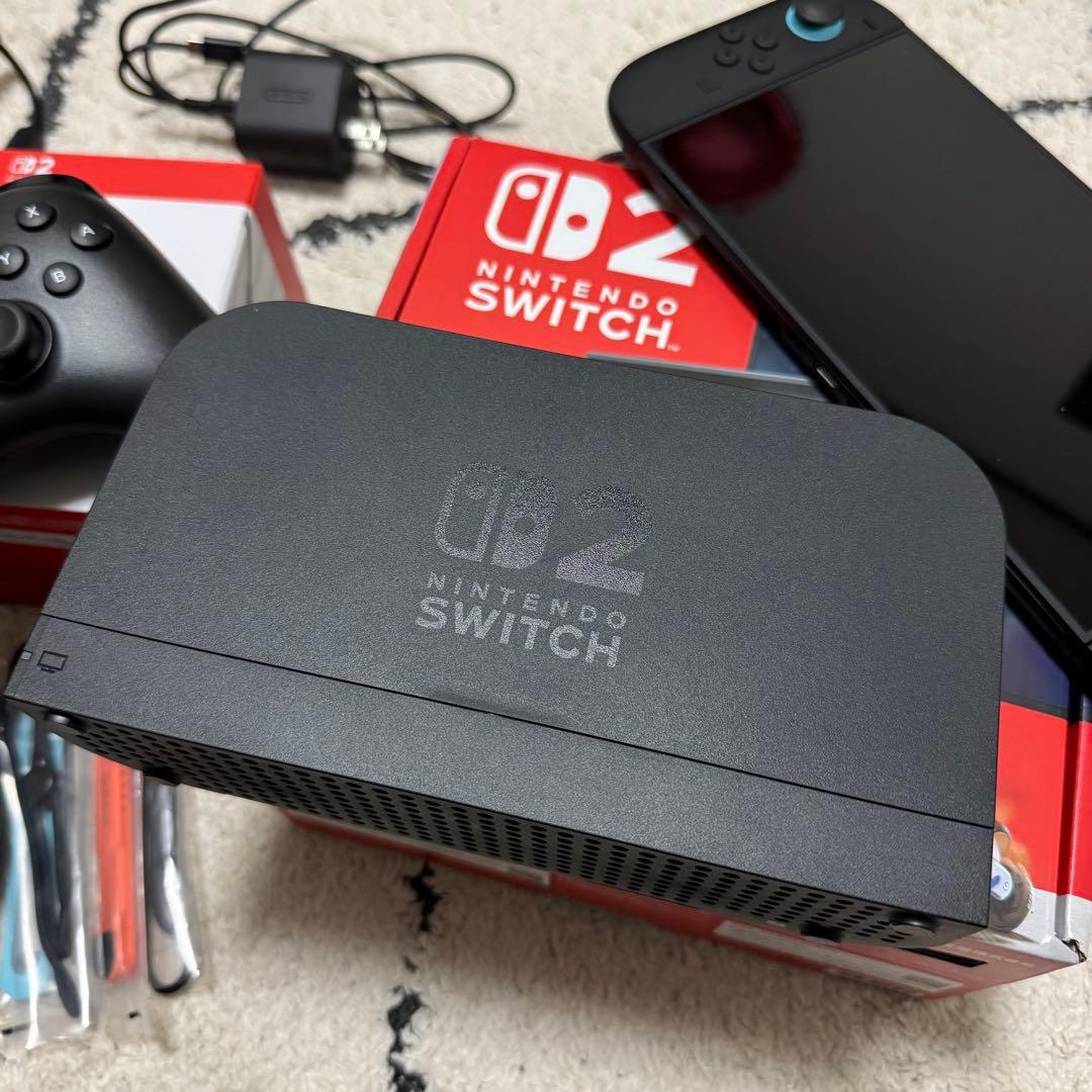 ほぼ新品 Nintendo Switch 2　本体　コントローラー　セット販売