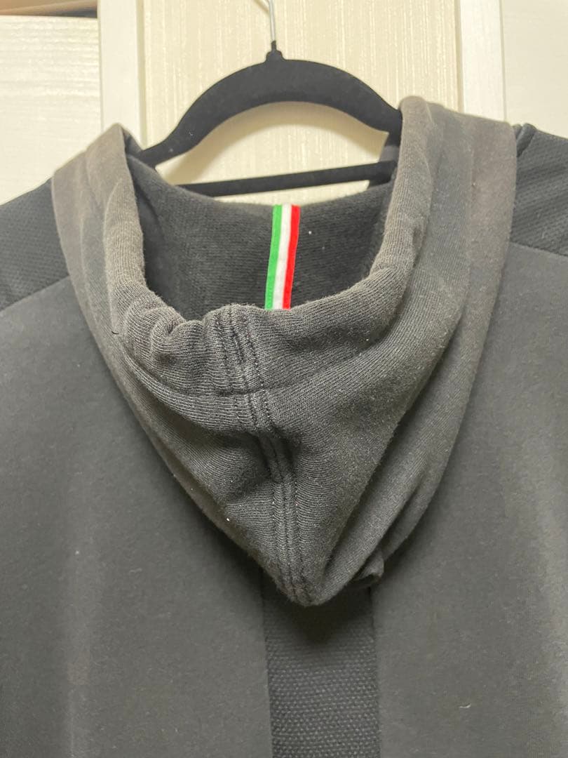 PUMA Ferrari フルジップフーディとパンツのジャージ上下セット XL