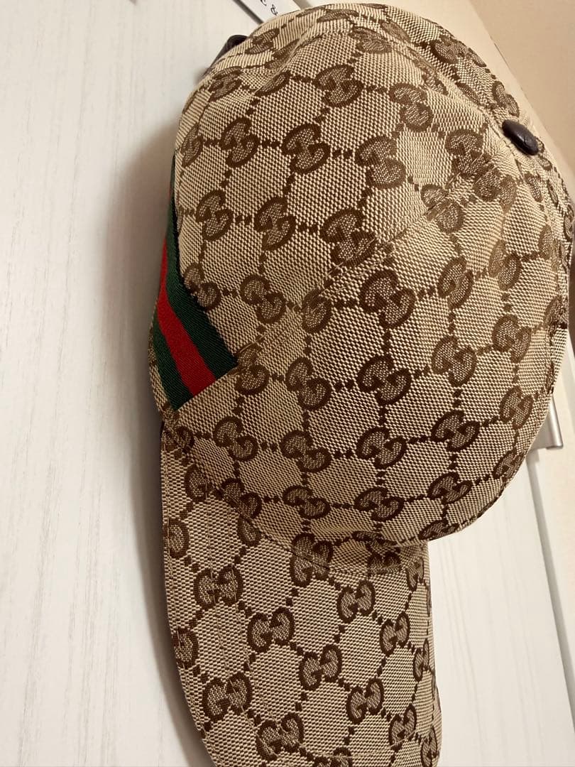 GUCCIベースボールロゴキャップ