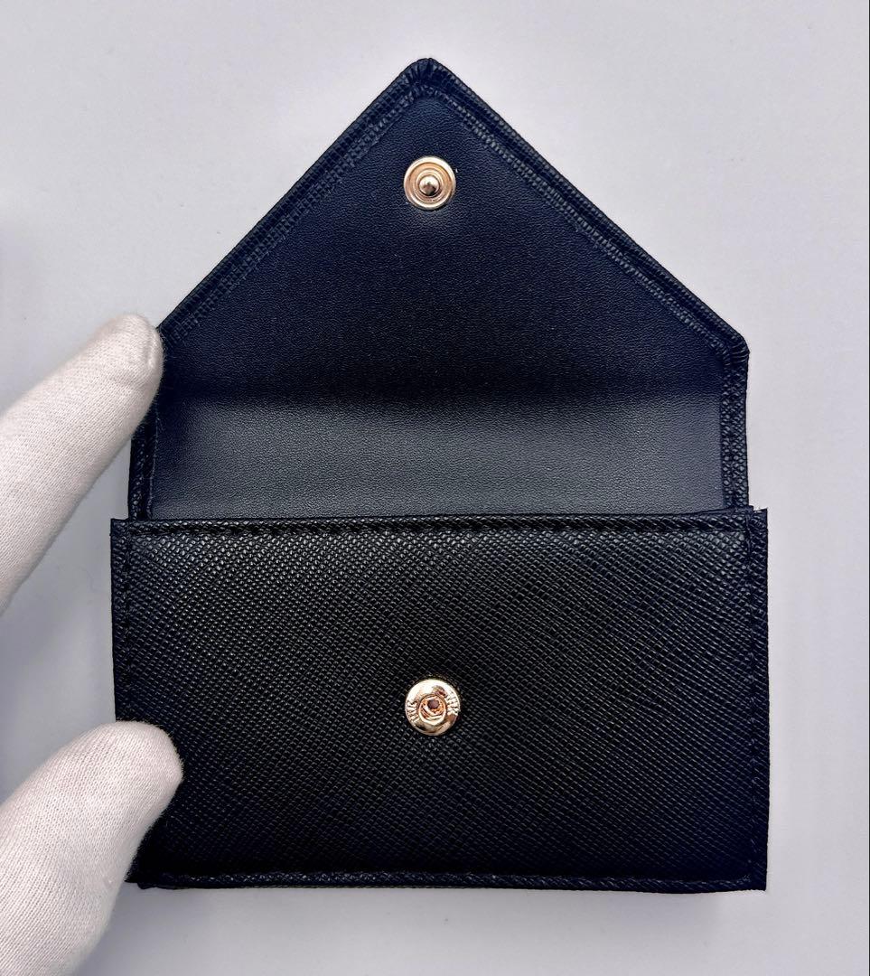 【新品✨人気】Vivienne Westwood 三つ折り財布/黒/ブラック