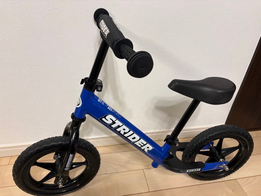 STRIDER スポーツモデル ブルー 12インチ