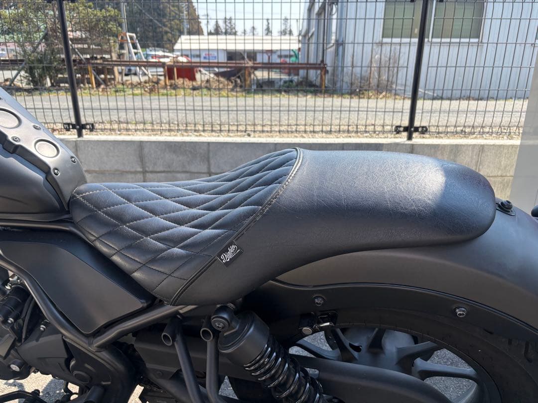 レブル250 K-SPEED Diablo ダイヤステッチシート