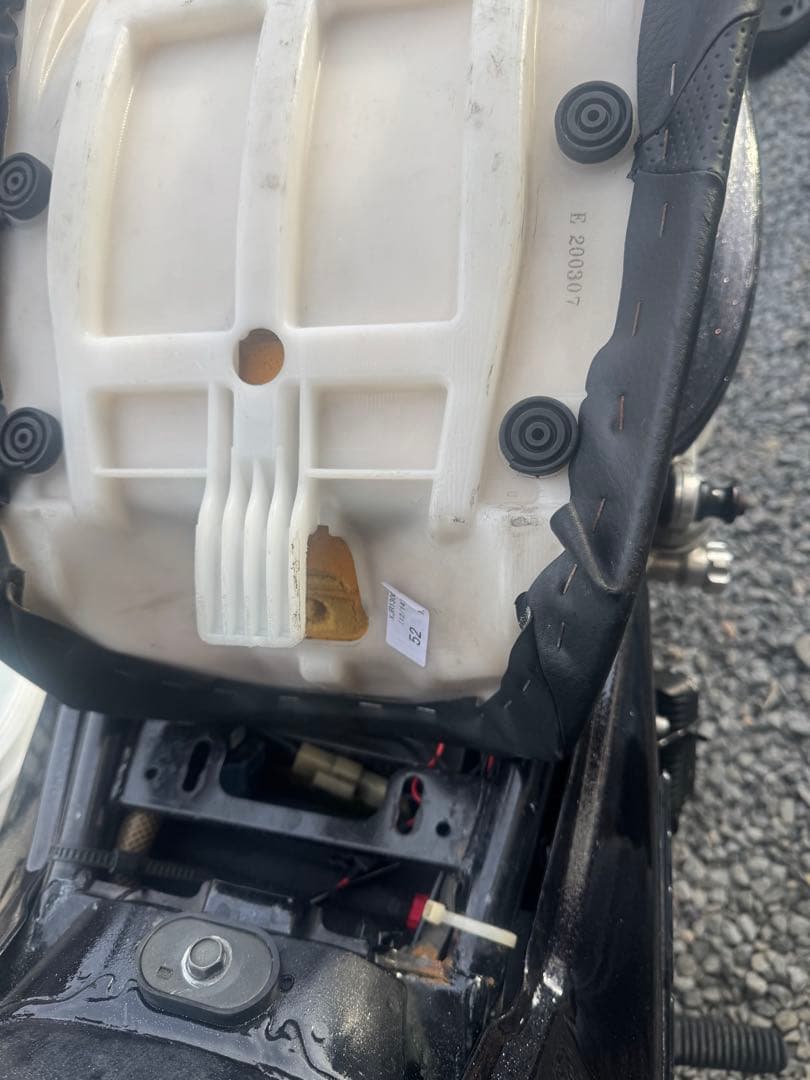 XJR1300後期型シート美品