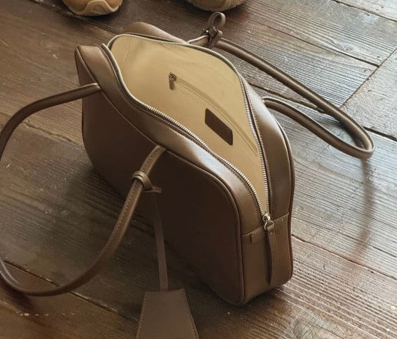 jistory 【 shourder boston bag 】