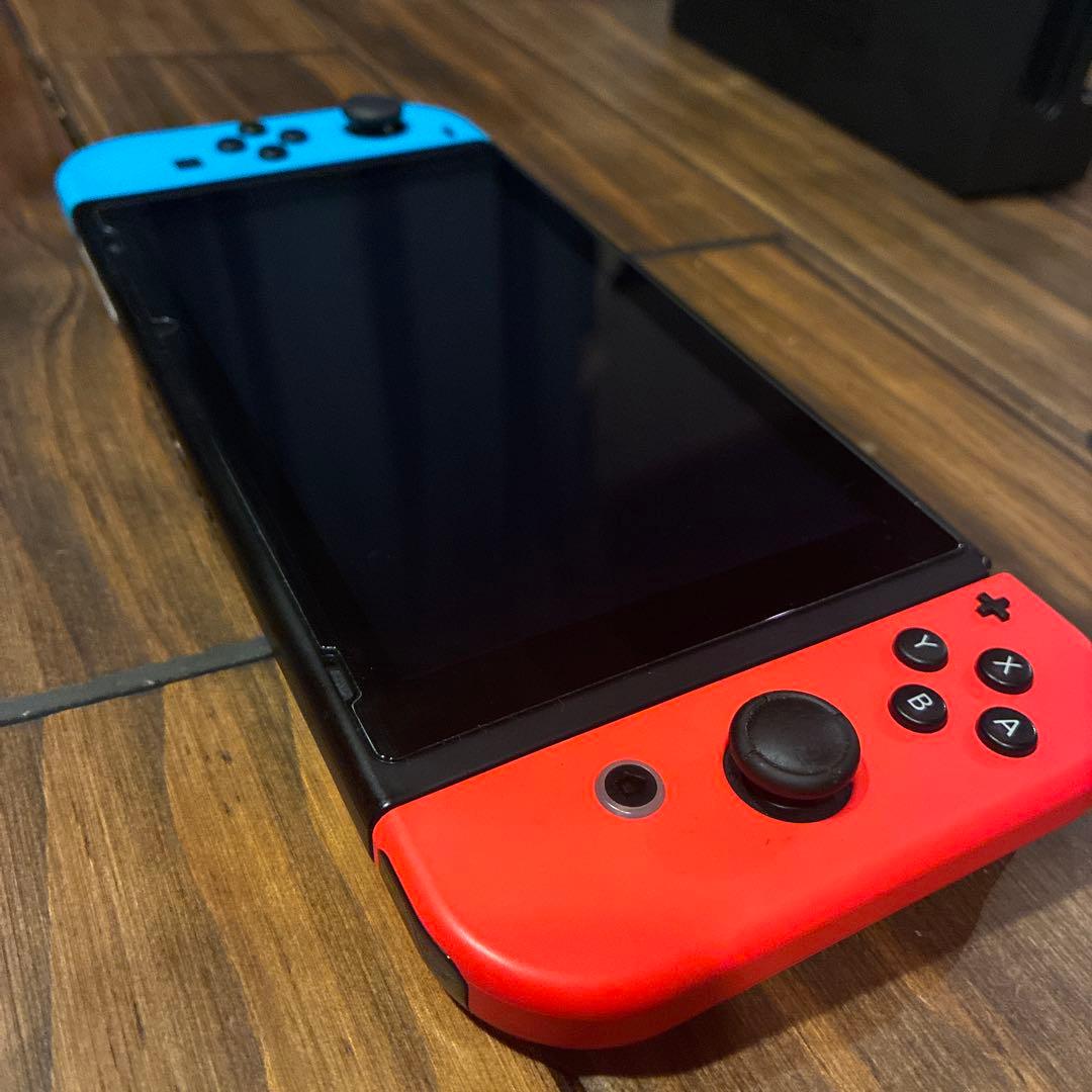 Nintendo Switch 本体　256G SDカード　純正保護ケース付き