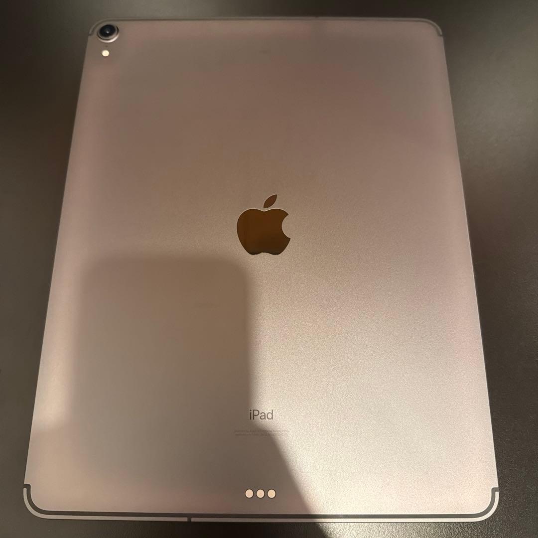 iPad Pro (第3世代) 12.9インチ 256GB 刻印ありキーボード付