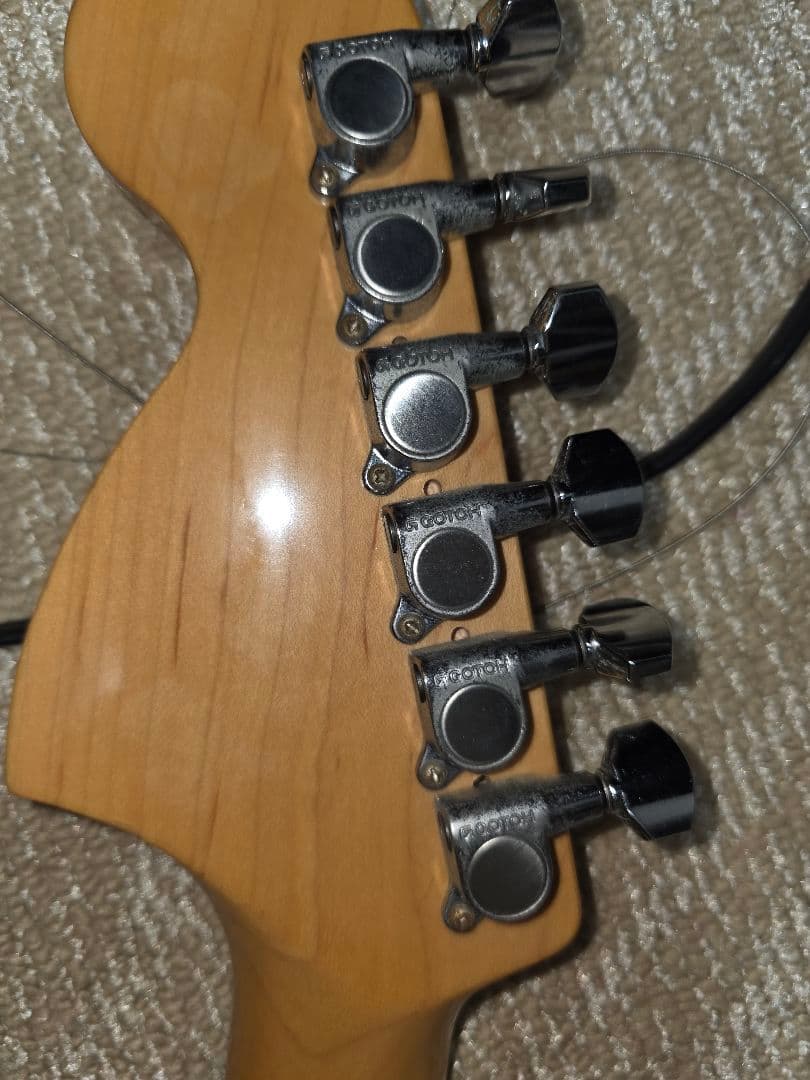 I*5様 激レア！Fender Japan ストラトキャスター EMG81×2