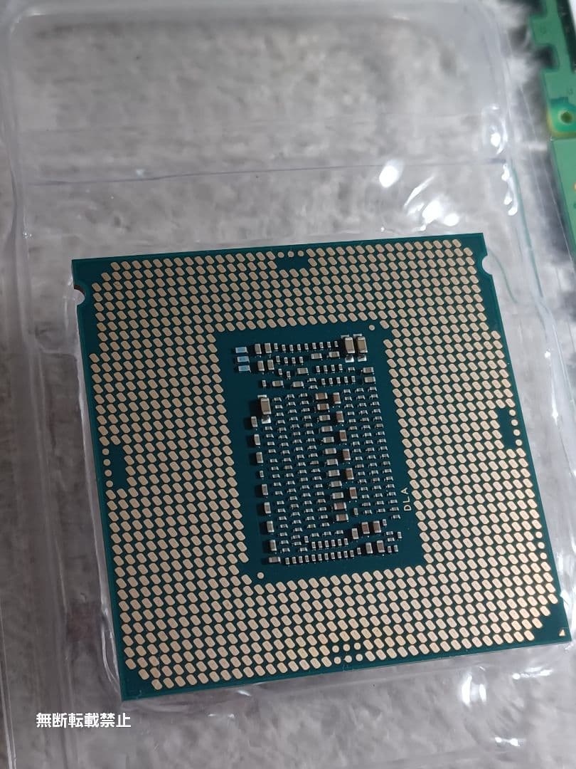 Intel Core i7 9700F + DDR4 2666 計 32GB