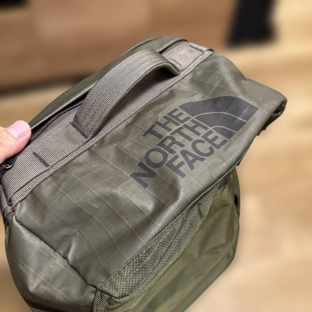 旅行かばん・小分けバッグ the north face base camp voyager 32l