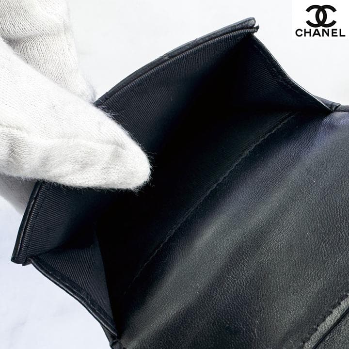579　CHANEL シャネル　ラムスキンマトラッセ　Wホック　三つ折りミニ財布