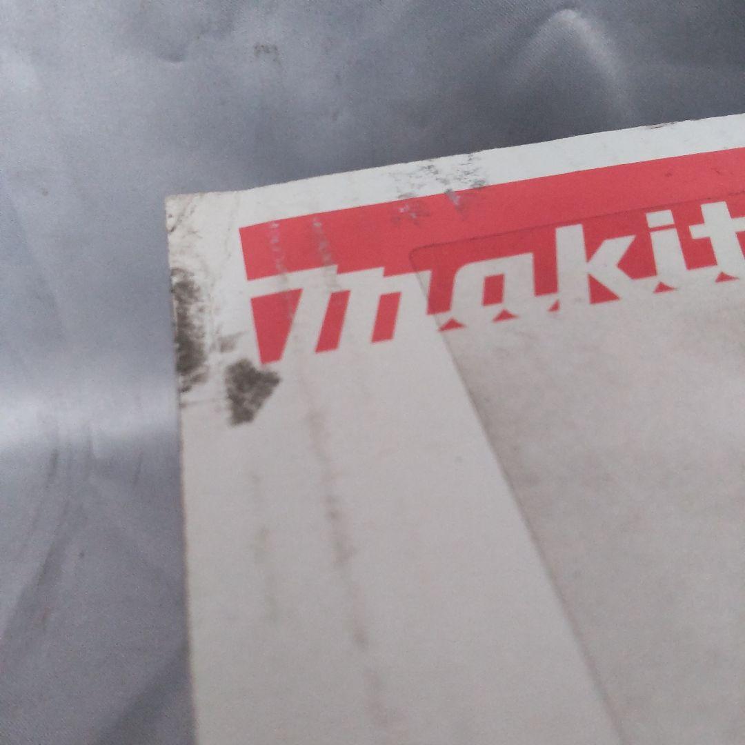 《新品》makita　充電式クリーナ　CL115FDWI(バッテリ内蔵式)