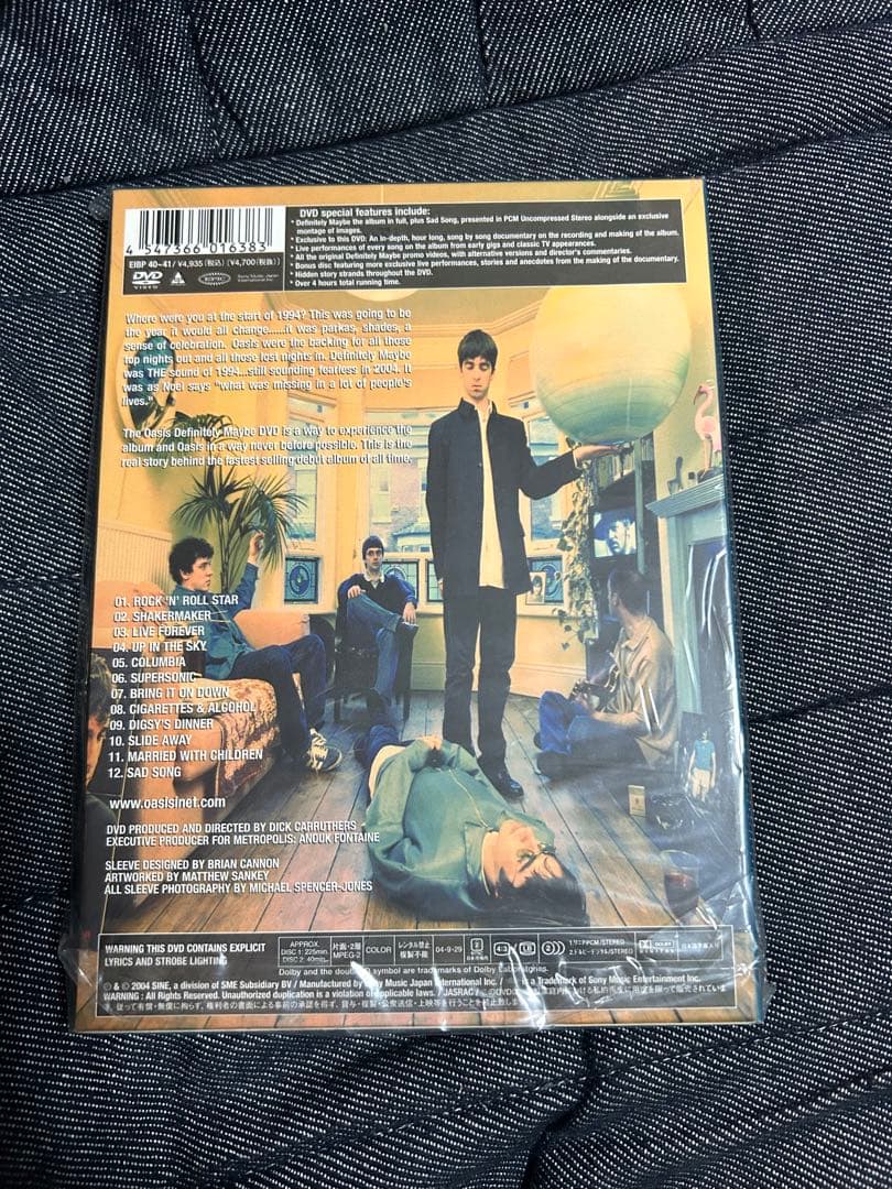祝。再結成。oasis 新品初回限定盤　DVDオアシス　デフィニトリーメイビー