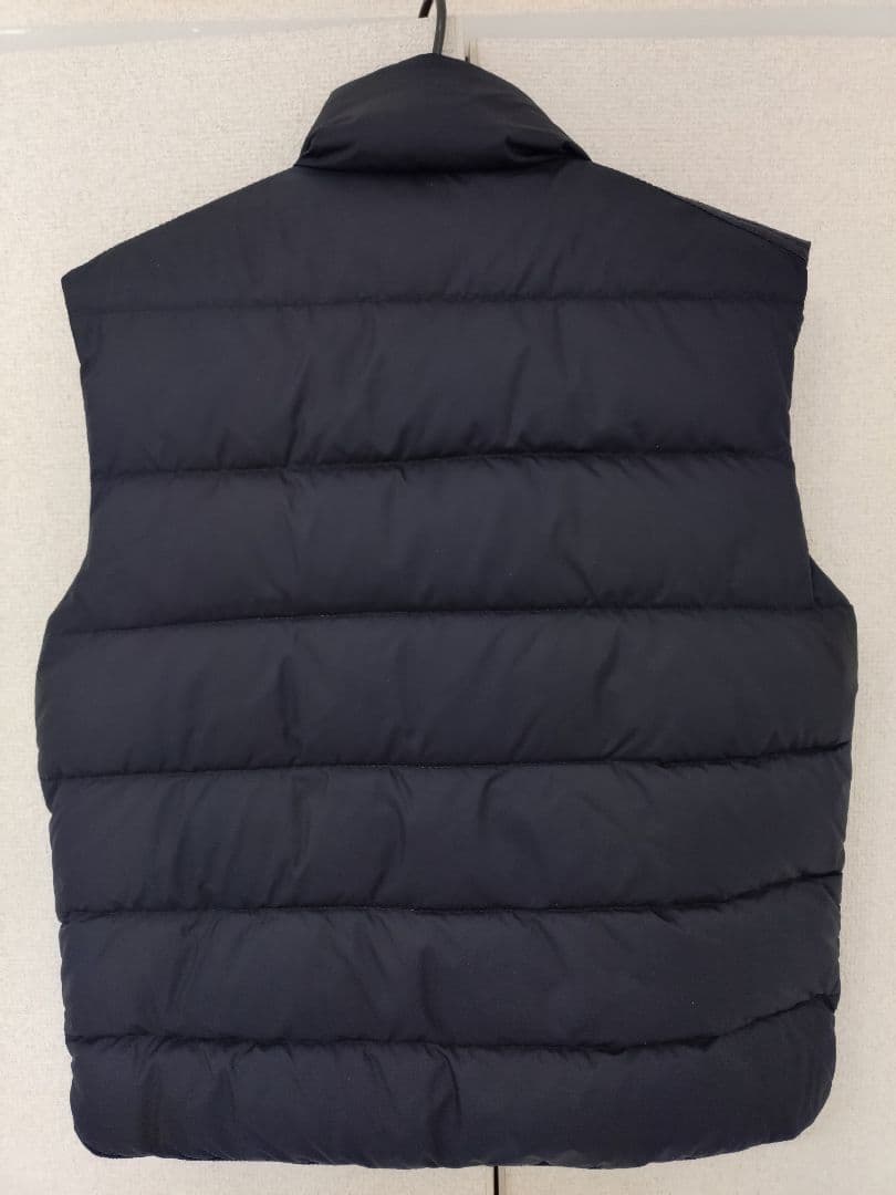 MONCLER ダウンベスト　ネイビー　2