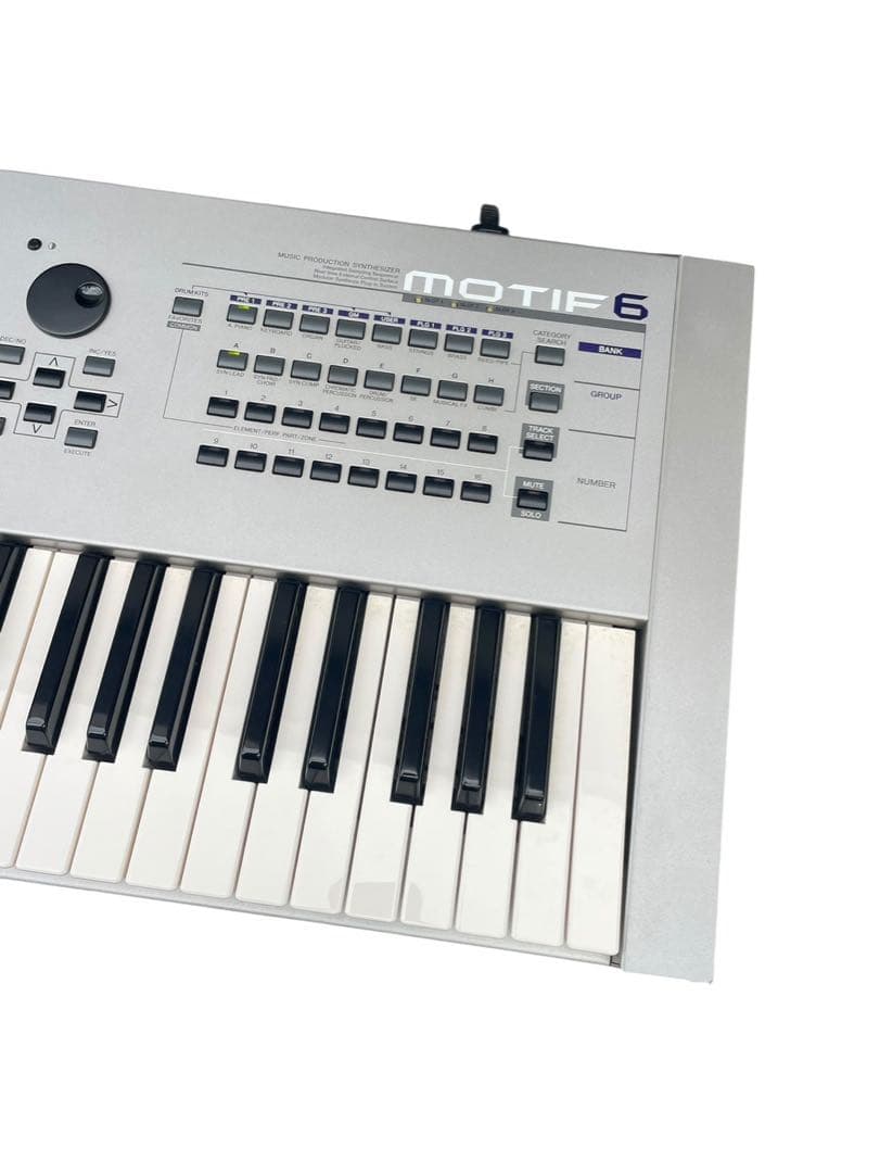 YAMAHA ヤマハ MOTIF6 シンセサイザー 61 鍵盤 ケーススタンド付