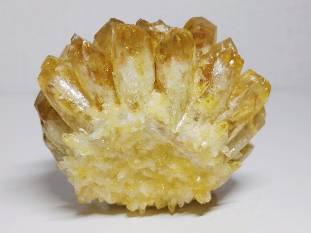 シトリン 470g 水晶 クォーツ 原石 鑑賞石 自然石 誕生石 鉱物 鉱石