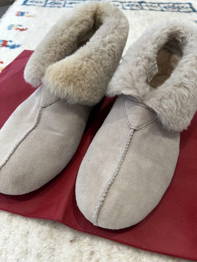 UGG ムートンブーツ　ライトグレー