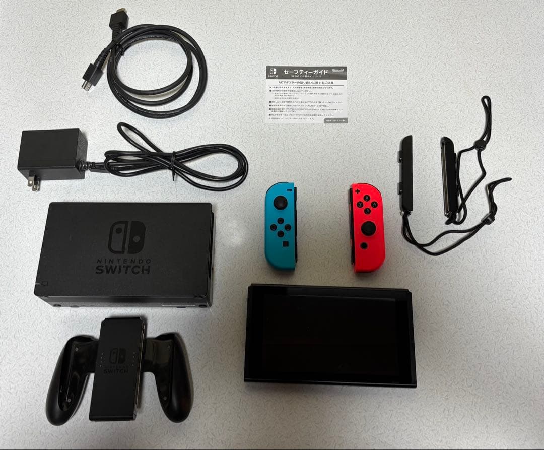 Nintendo Switch 本体 青/赤(初期型 2017年購入)ケースつき