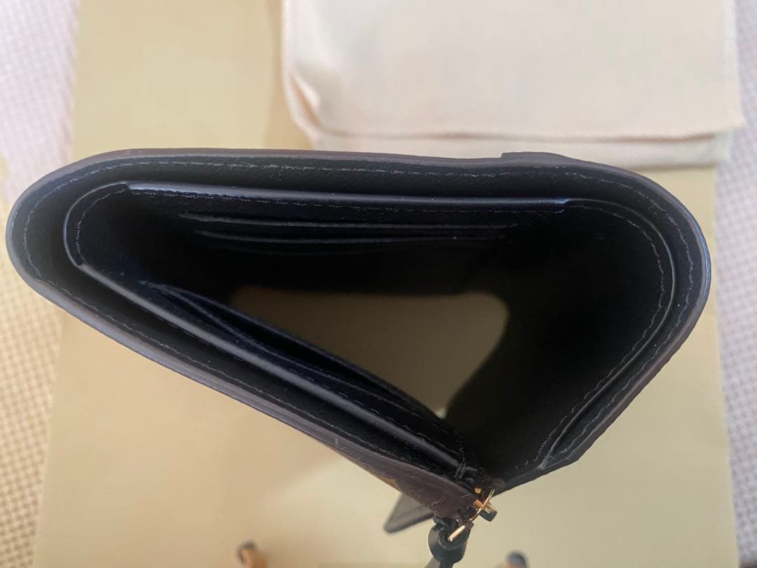 超美品　ルイヴィトン 三つ折り財布　ヴィクトリーヌ