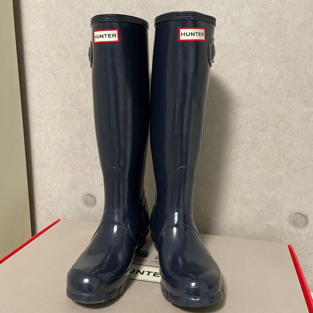 HUNTER ネイビー ロングブーツ バックル付き
