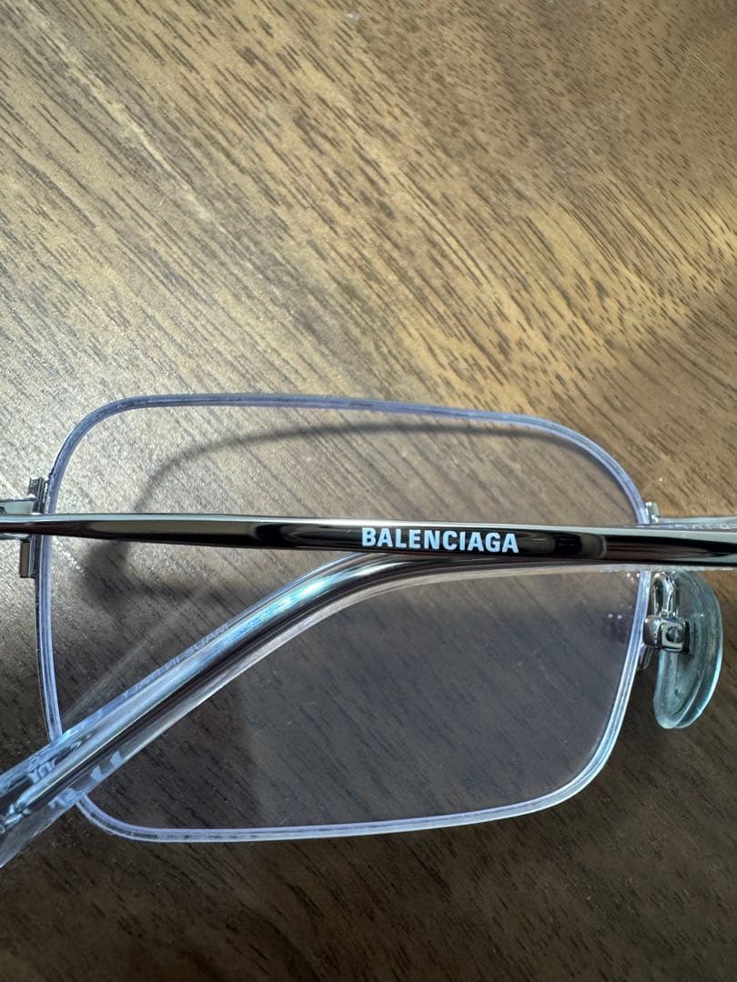 BALENCIAGA INVISIBLE RECTANGLE サングラス