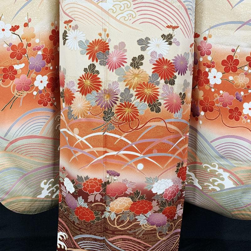 603z3☆振袖 古典柄 金駒刺繍 金彩 花束 露芝☆美品 成人式結婚式十三参り