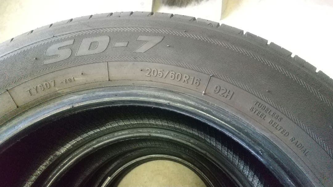 205/60R16 トーヨー 2022年製 溝多 4本 タイヤ