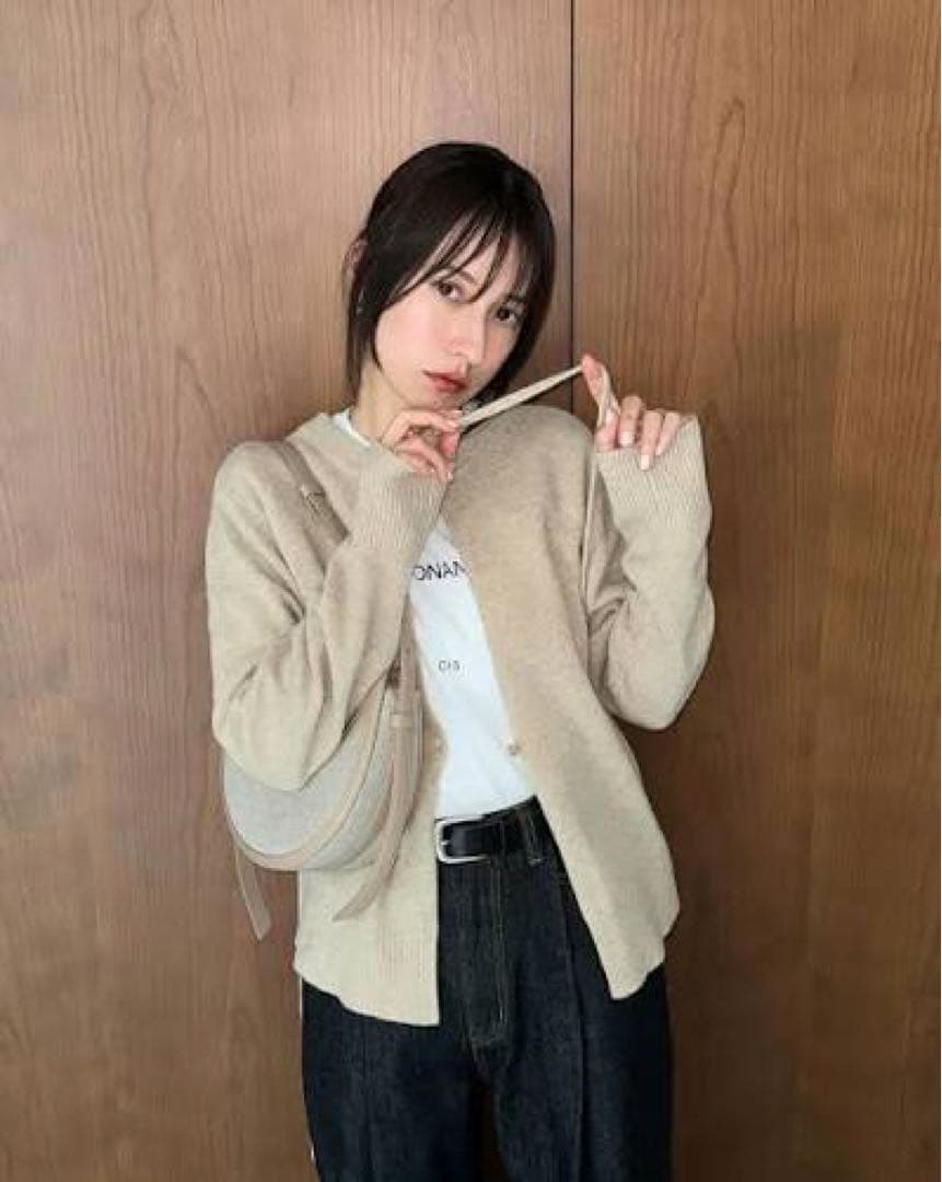 CLANE×広瀬すず FACE CENTER SLIT KNIT TOPS