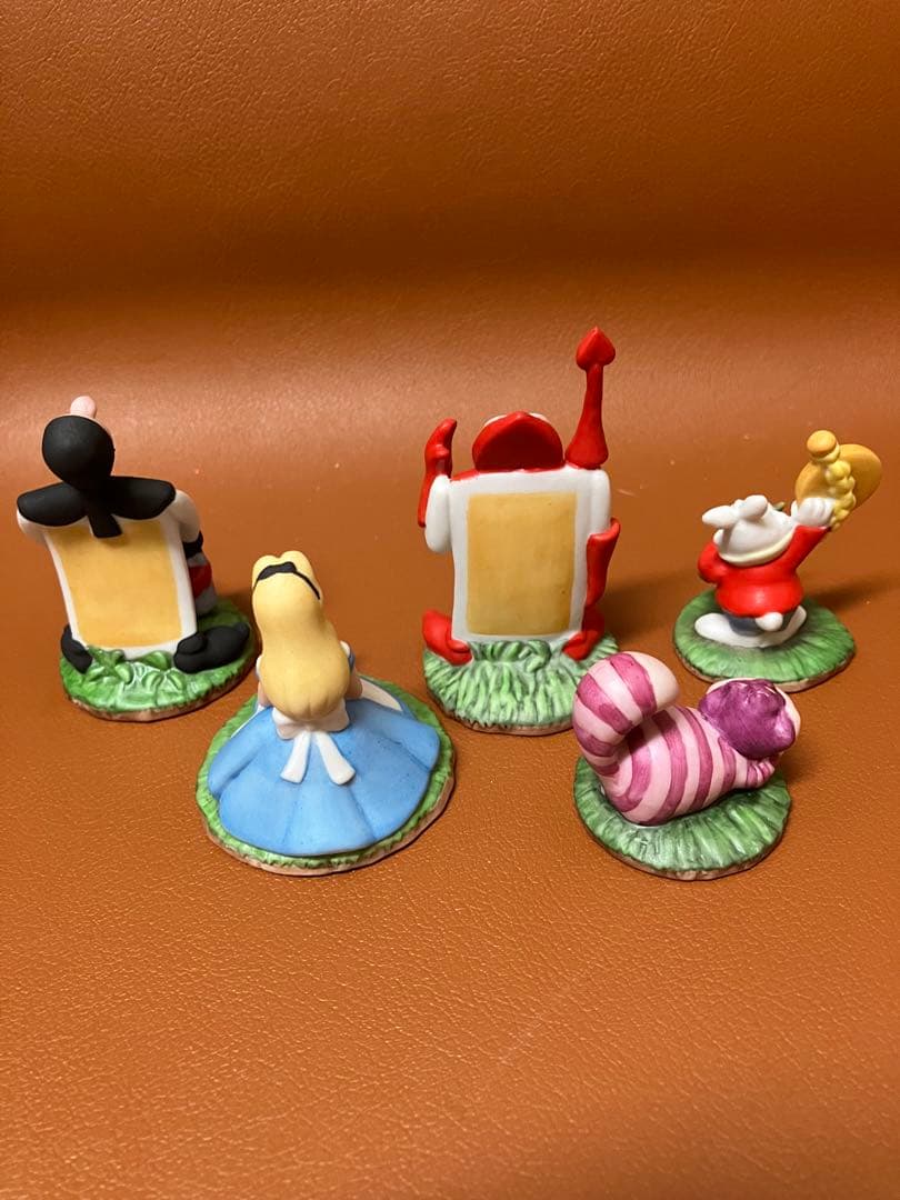 【美品】ディズニー　不思議の国のアリス　陶器製　箱庭フィギュア　加藤工芸