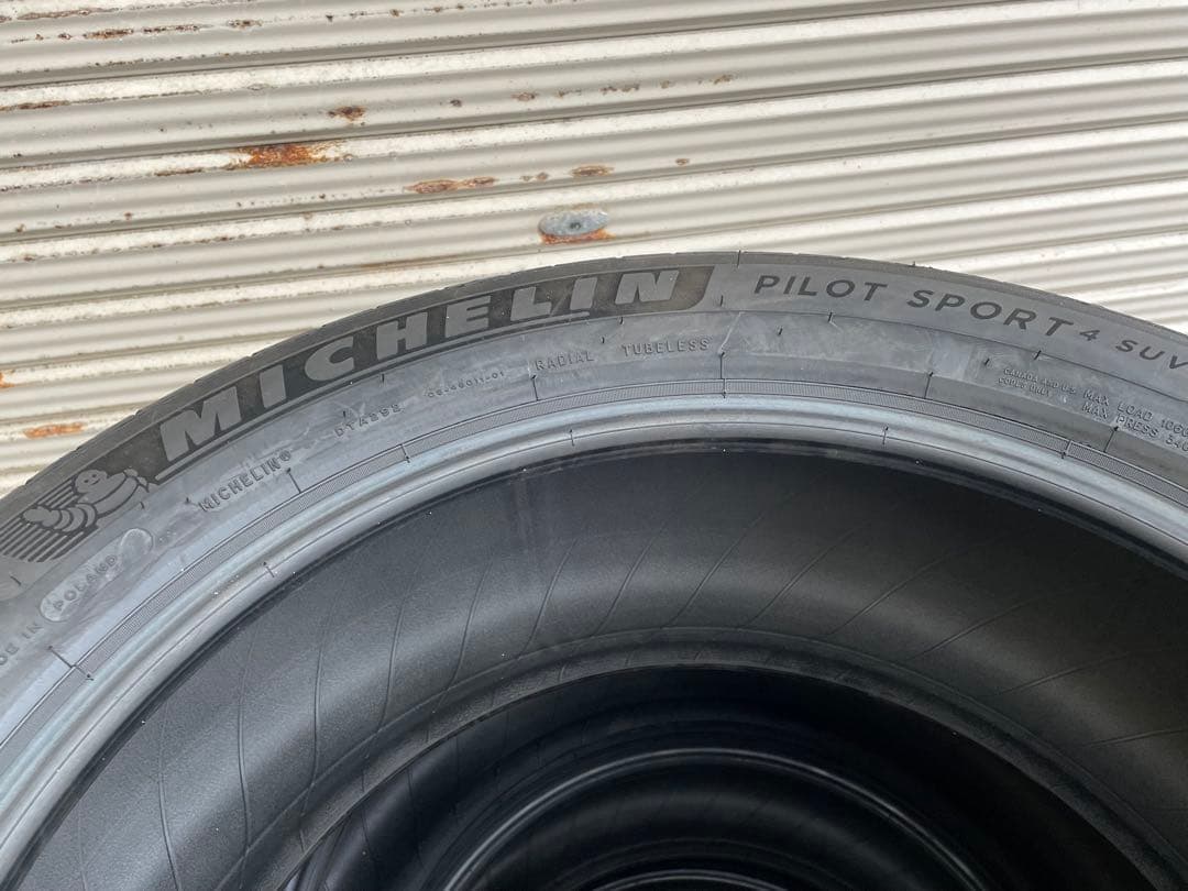 新品 MICHELIN Pilot Sport 4 SUV 275/45r20