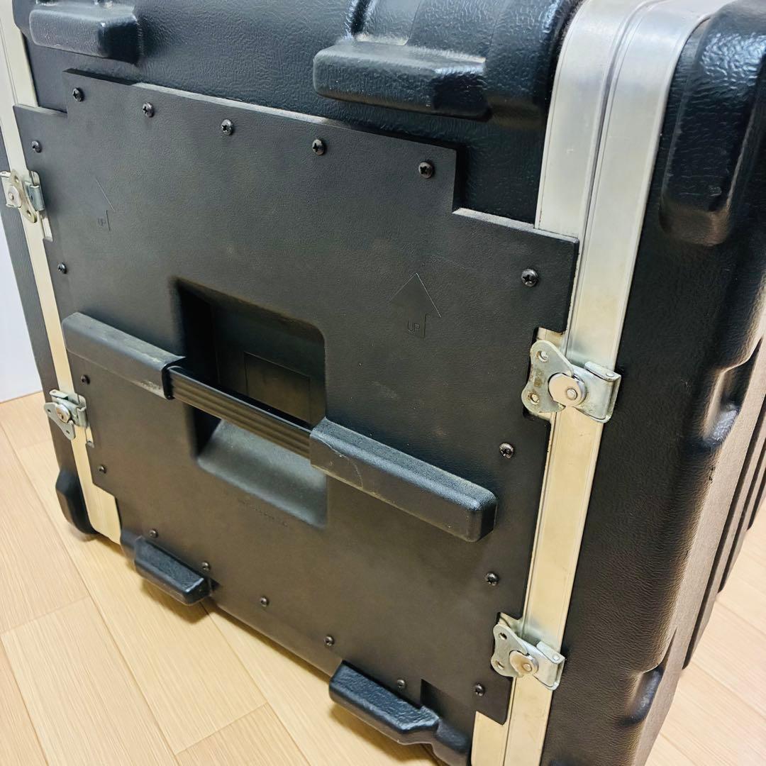 SKB ラックケース　10U 樹脂製