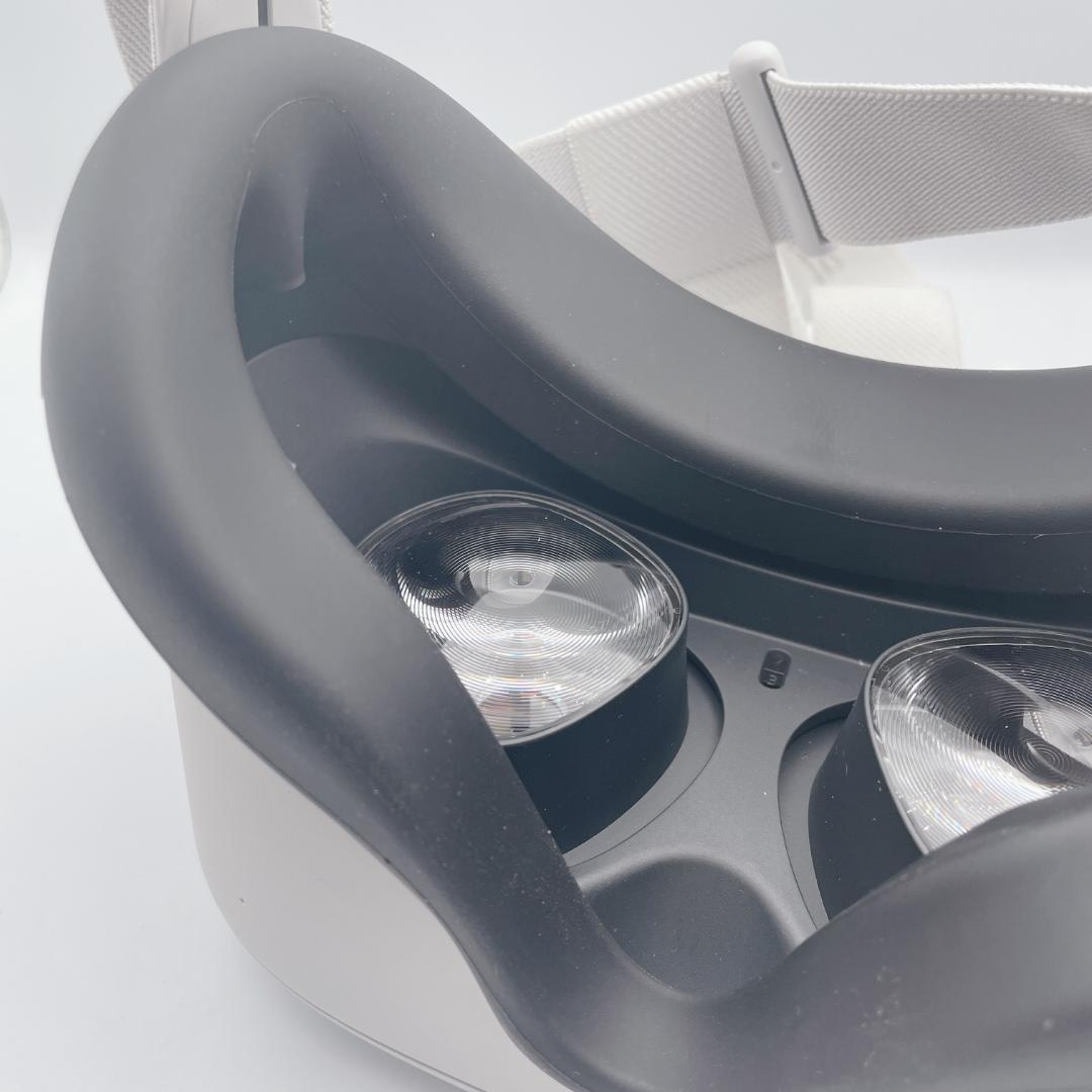 【極美品】 Quest 2 128GB VRヘッドセット メタクエスト2