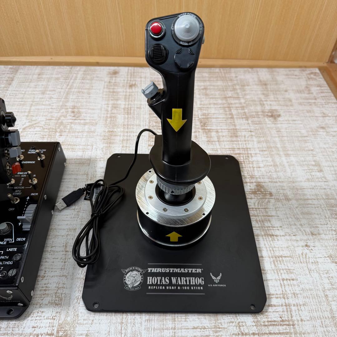 動作未確認　THRUSTMASTER HOTAS WARTHOG セット