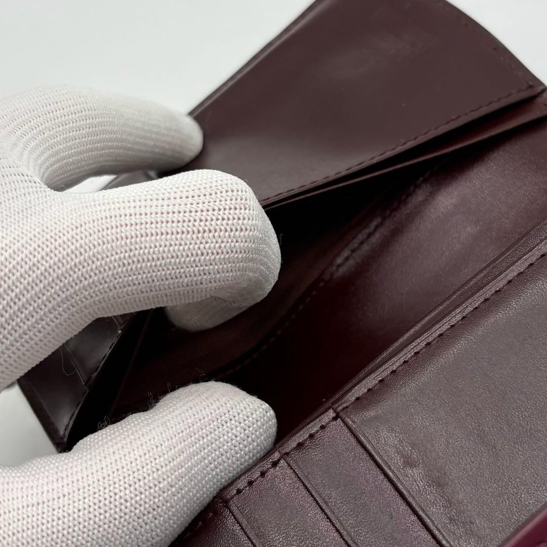 【美品】ヴィヴィアン レザー 三つ折り財布 オーブ がま口 ロゴ金具 ボルドー