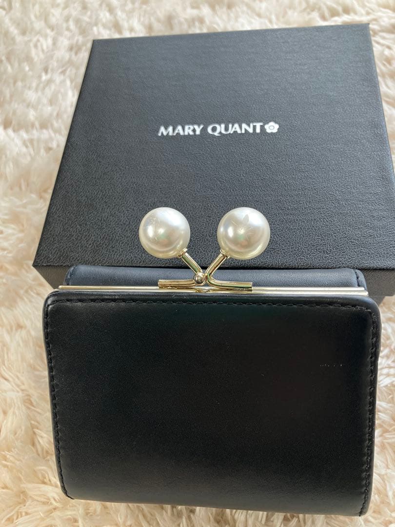 MARY QUANT三つ折り財布