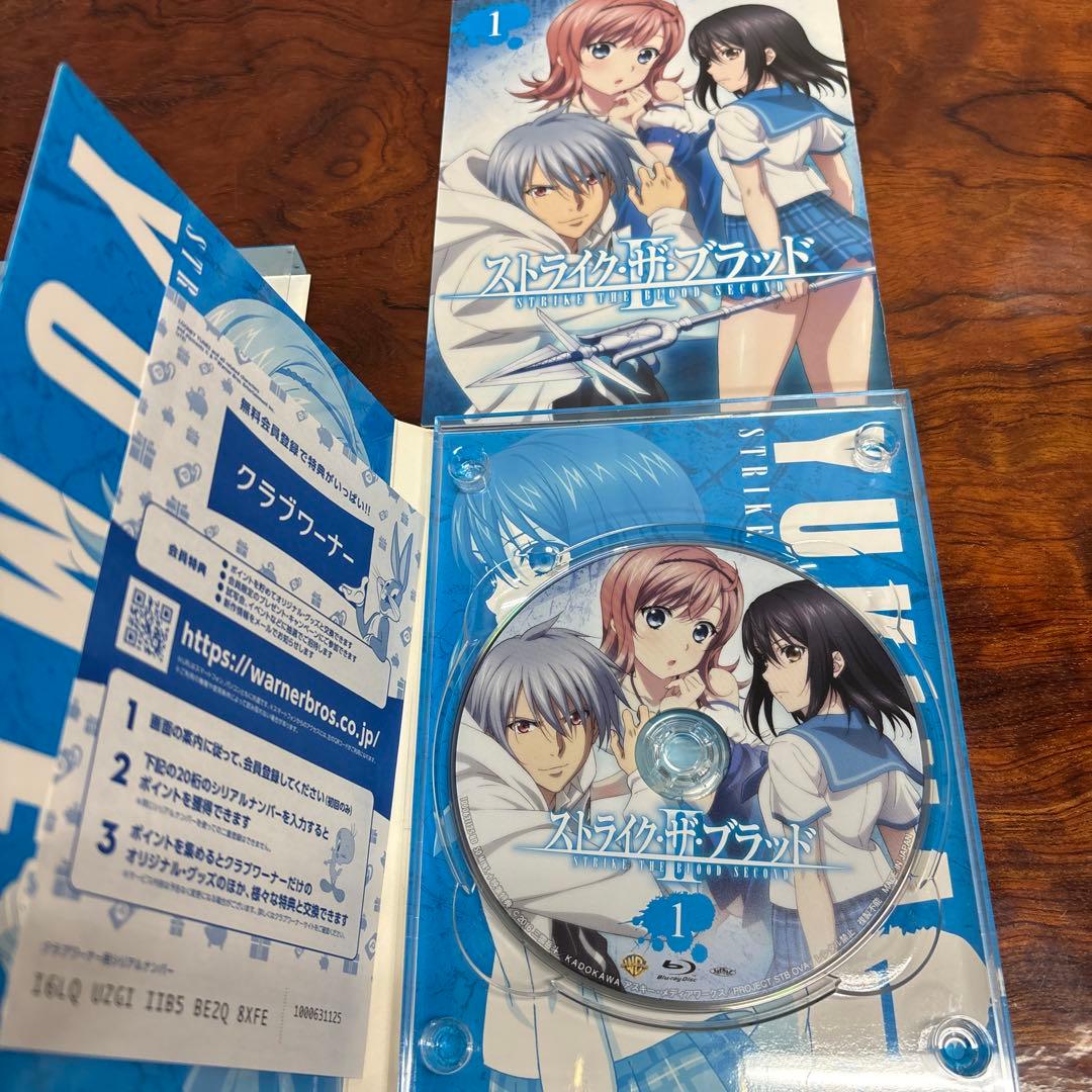 ストライク・ザ・ブラッド Blu-ray 1-4巻セット　0307o406