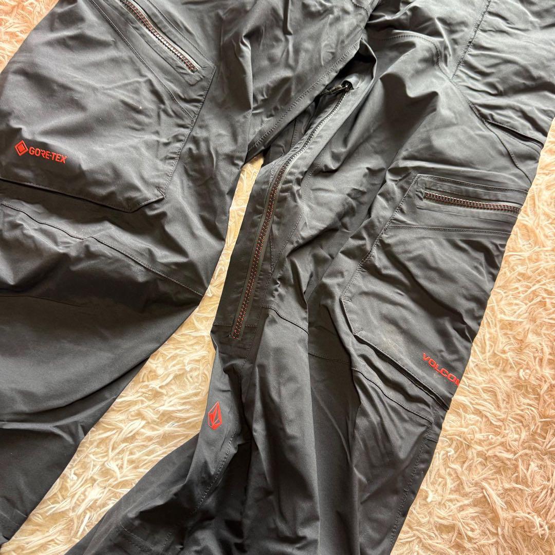 volcomスノーボード上下セット　XL