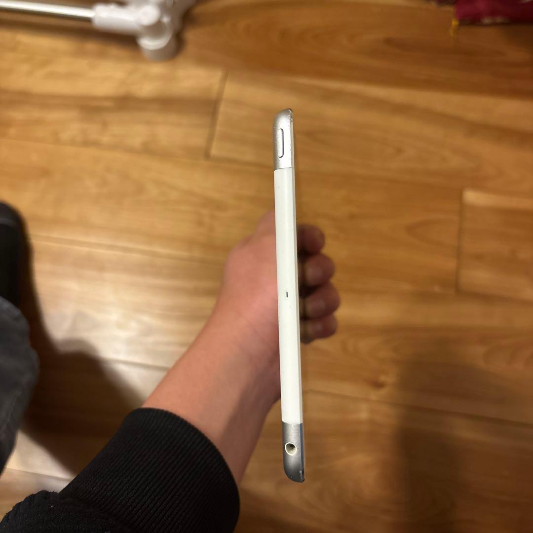 【早い者勝ち】iPad mini3 第3世代 64GB WIFIモデル☆